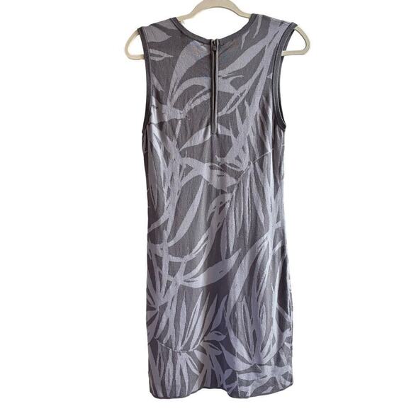 Tommy Bahama Dunbar Palms Gray Tropical Sleeveless Knit Sheath Dress Size M - Picture 2 of 9